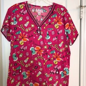 KOI XL Scrub Top. Pre-Owned but looks new & true to size!  Smoke Free Home!!